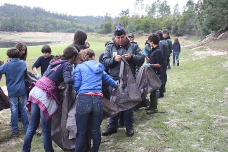 Projeto Rios - Limpeza das Margens do Rio Dão 2012 - 8º C